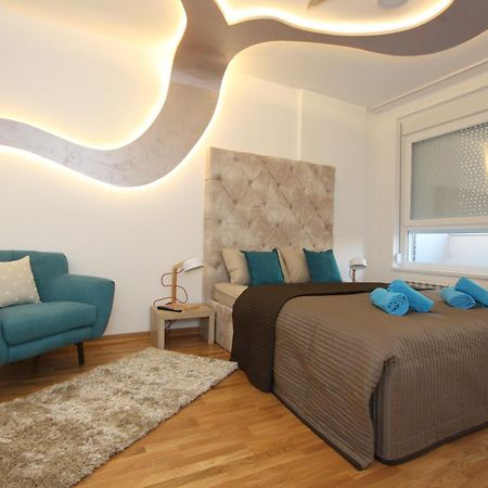 Riviera New Belgrade Apartment, Parking 5 Eur Per Day Eksteriør bilde